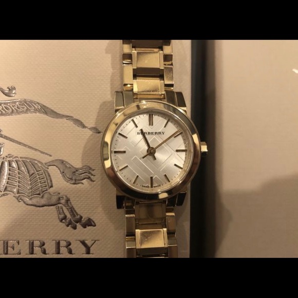 Authentic Burberry Women Watch - Picture 3 of 5